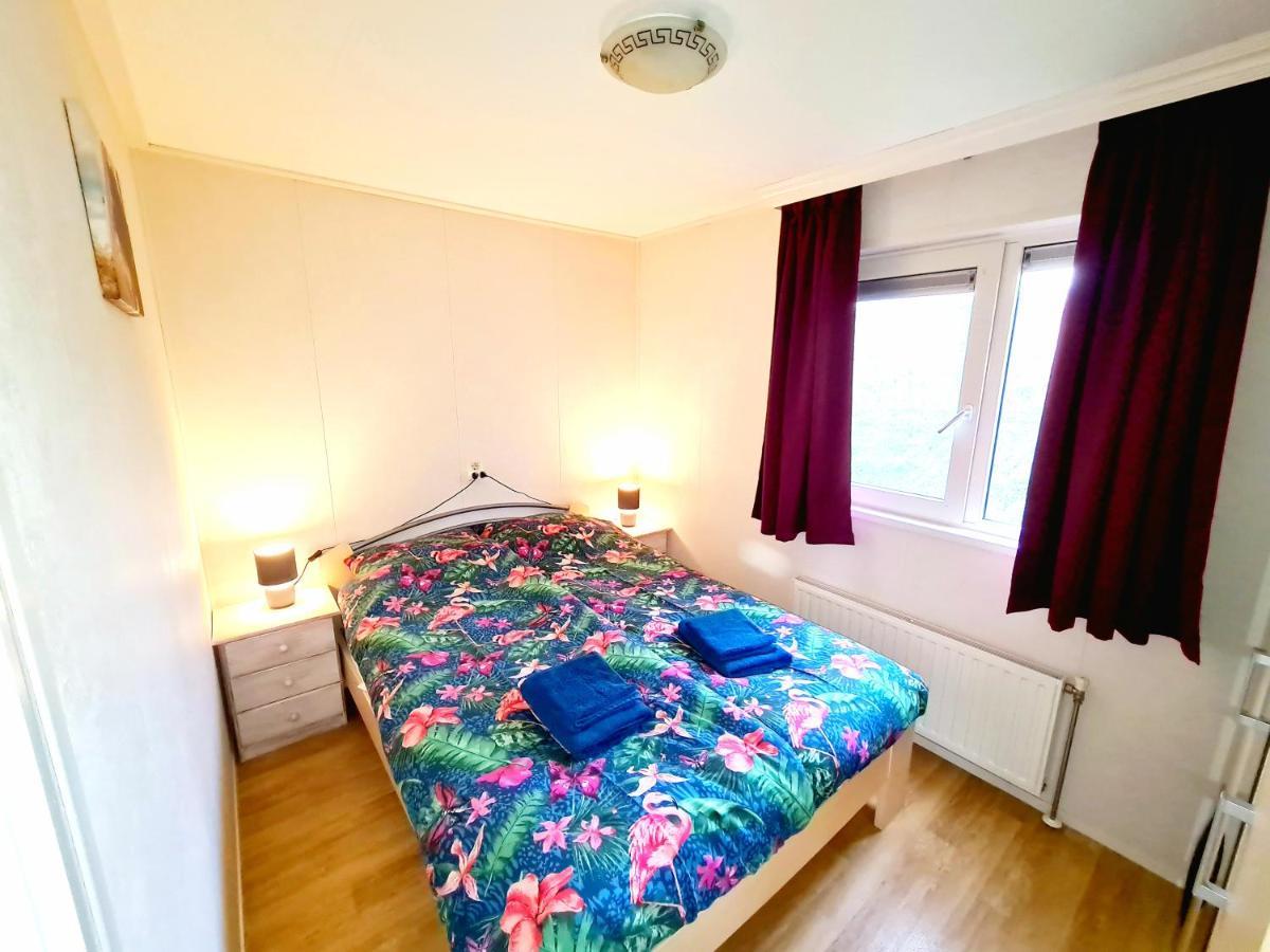 De Corner Van Zeeland Met Jacuzzi Sint Annaland Exterior foto
